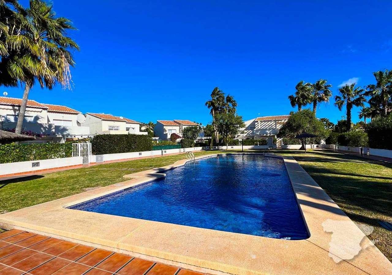 Villa Costablancadreams Casa Alis In Calpe Casas de Torrat Exterior foto